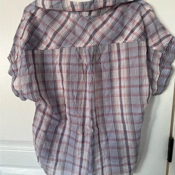 Anthropologie Cloth & Stone Plaid Shirt in Mauve and White - Picture 7 of 7